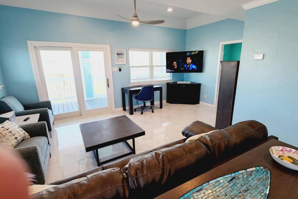 Acapulco - Upstairs Beachview Beauty 50 Steps To A Private Beach! Byot Galveston Eksteriør billede